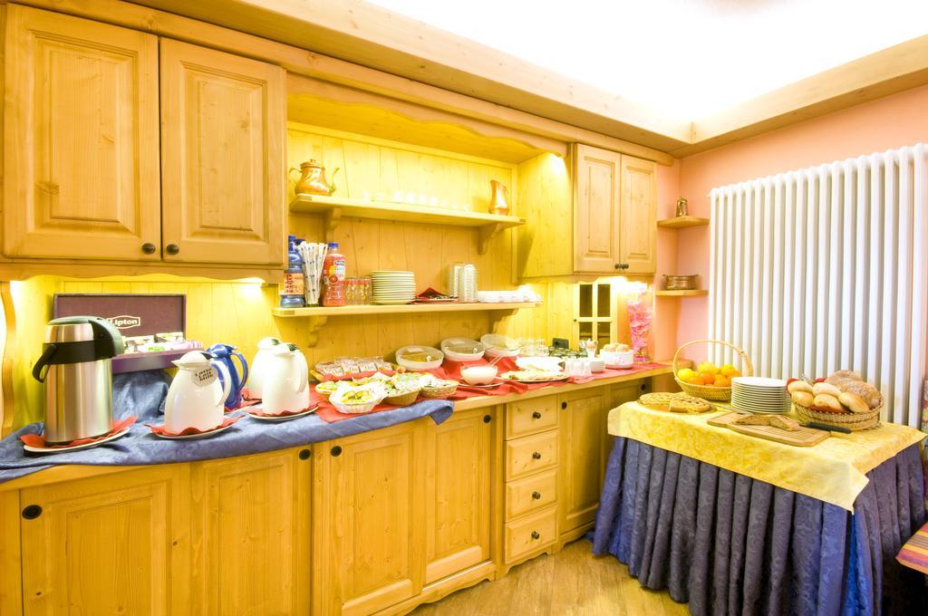 הוילה ואלדיסוטו Chalet Dei Rododendri מראה חיצוני תמונה